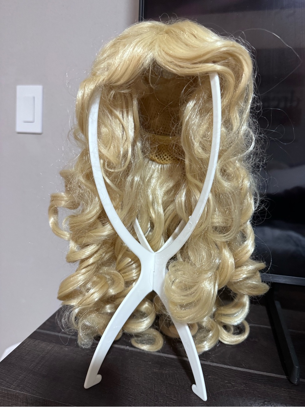 Blonde Curly Synthetic Women's Wig - Dolly Inspired - Great for Halloween